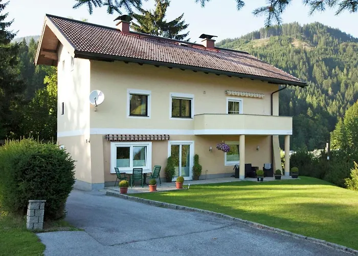 With Terrace In Salzburg Апартаменты *